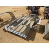 Image 1 : UTILITY ALUM HEADACHE RACK
