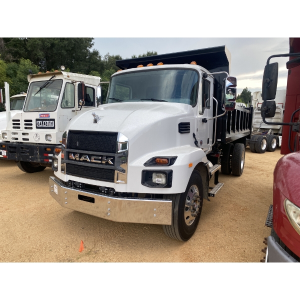 2025 MACK MD6 Dump Truck