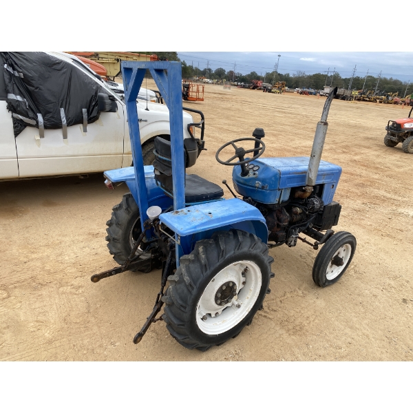BLACKSTAR TRACTOR RYO INOUE BLACK STAR 青 1993 JIANGXI 180-3 Farm Tractor - J.M. Wood Auction Company, Inc.