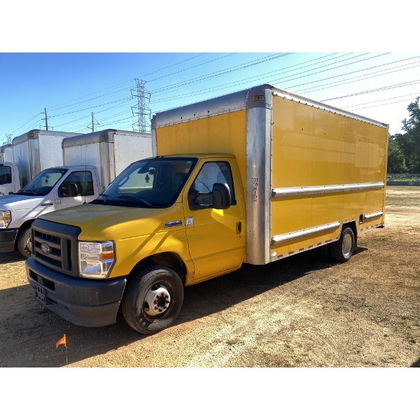 2021 FORD E350 Box Truck