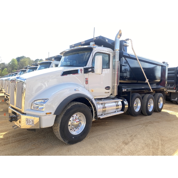 2025 KENWORTH T880 Dump Truck