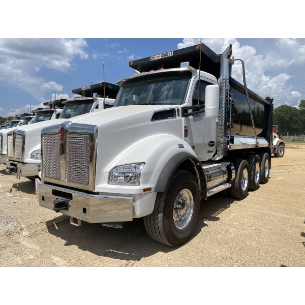 2025 KENWORTH T880 Dump Truck