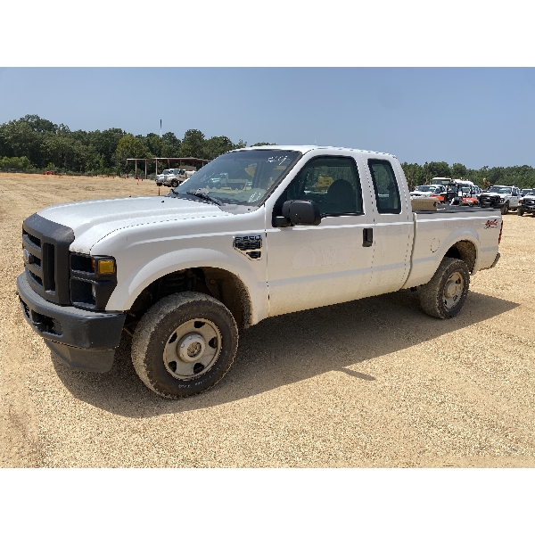 2008 FORD F250 XL Pickup Truck