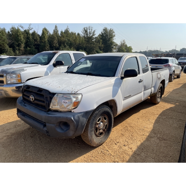 2006 TOYOTA TACOMA Pickup Truck