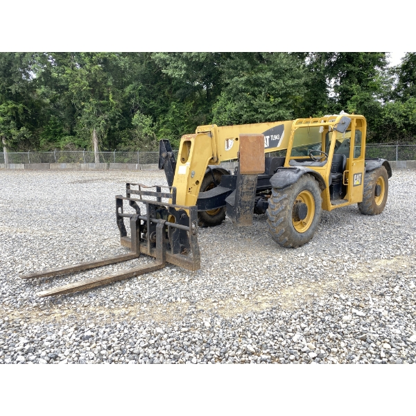 2008 CAT TL943 Forklift - Telehandler