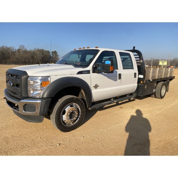 2016 FORD F550 XL Flatbed Truck