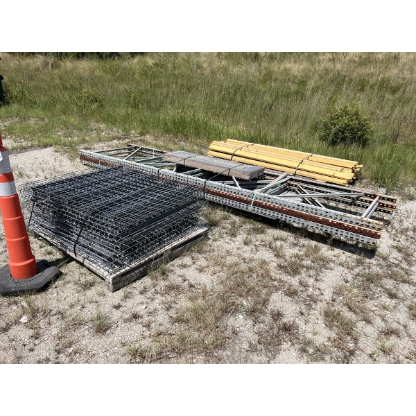 WAREHOUSE SHELVING UNIT W/ WIRE SHELVING