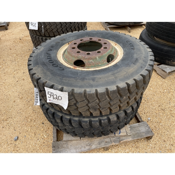 (2) 11.00R20 TIRES W/ RIMS