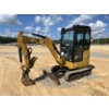 Image 1 : 2023 CAT 301.8 Excavator - Mini