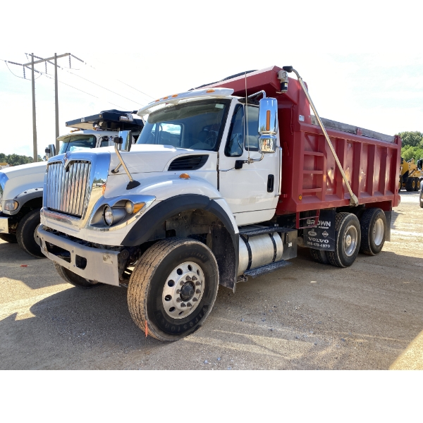 2014 INTERNATIONAL WORKSTAR 7500 Dump Truck