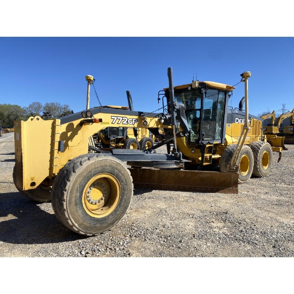 2017 JOHN DEERE 772GP Motor Grader