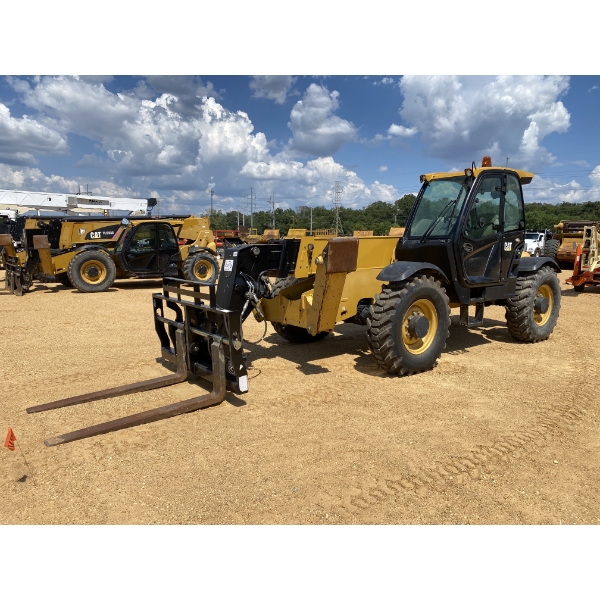 2017 CAT TH514D Forklift - Telehandler