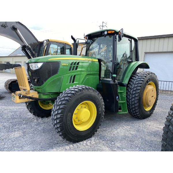2016 JOHN DEERE 6155M Farm Tractor