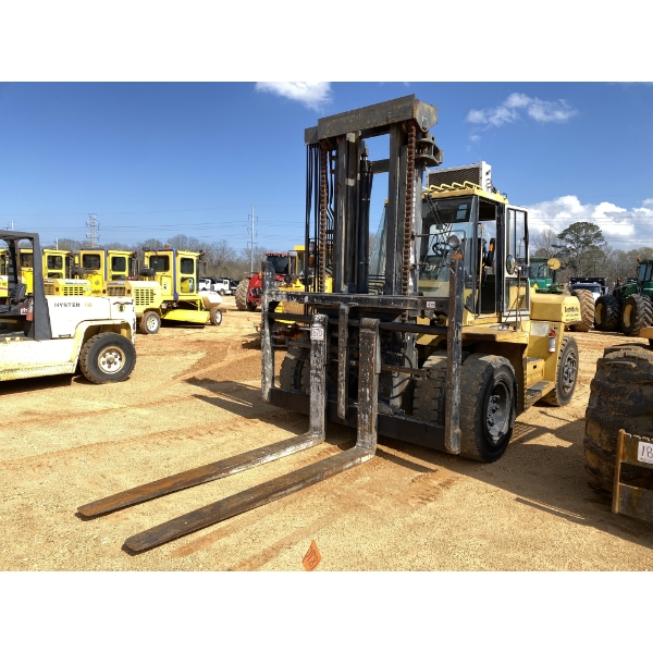 CAT DT150 Forklift - Mast