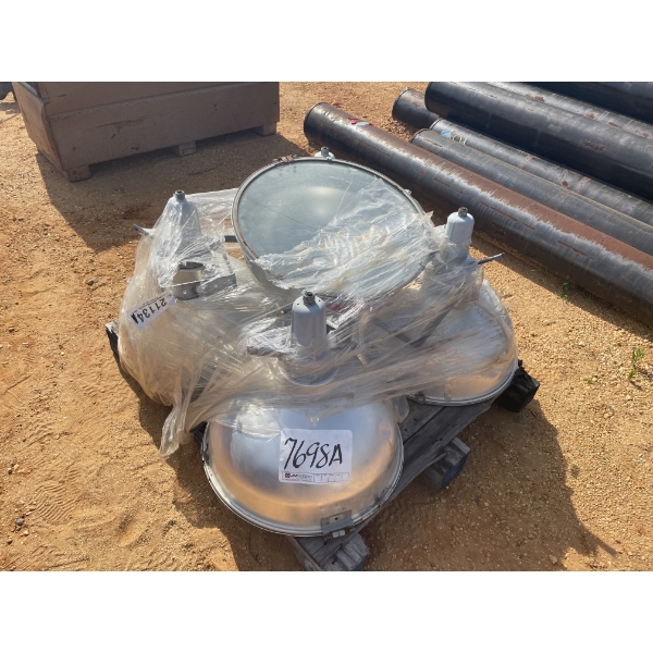 WAREHOUSE LIGHT FIXTURES (5)