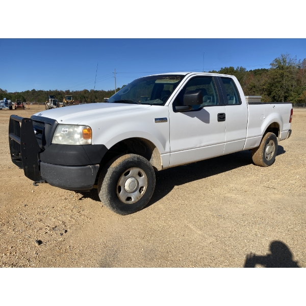 2007 FORD F150 XL Pickup Truck