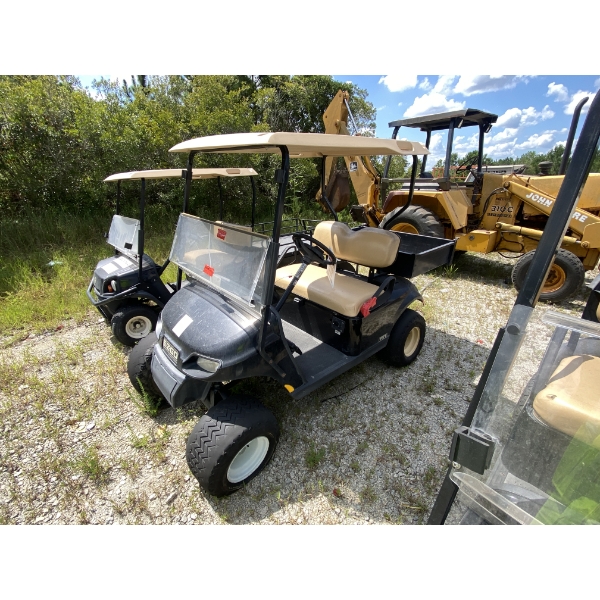 EZ GO FREEDOM TXT Golf Cart