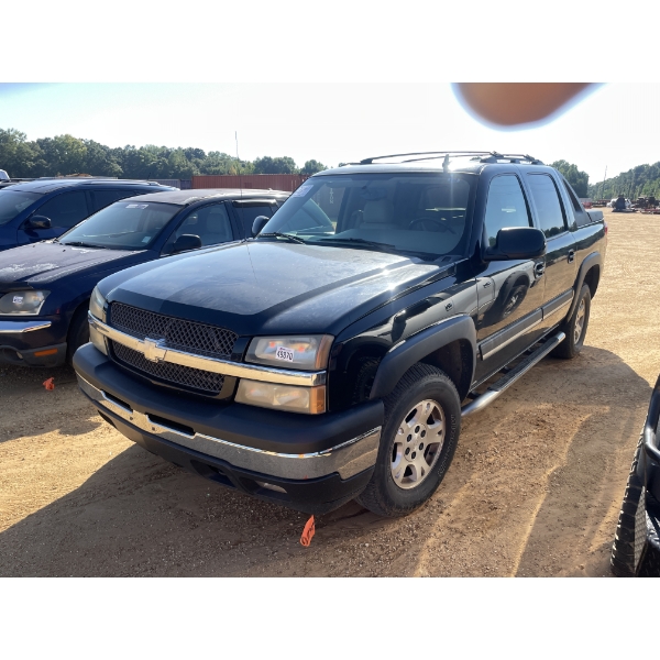 2006 CHEVROLET AVALANCHE Z71 LT Pickup Truck
