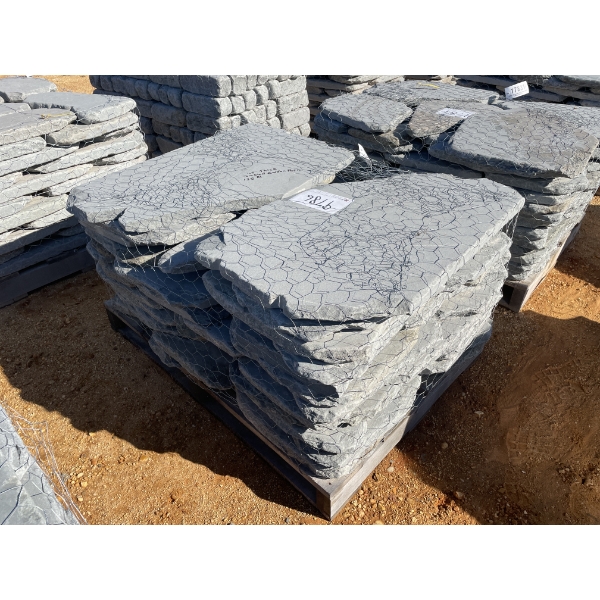 (1) 1.5" TUMBLED GARDEN PATH STONE (150LF)