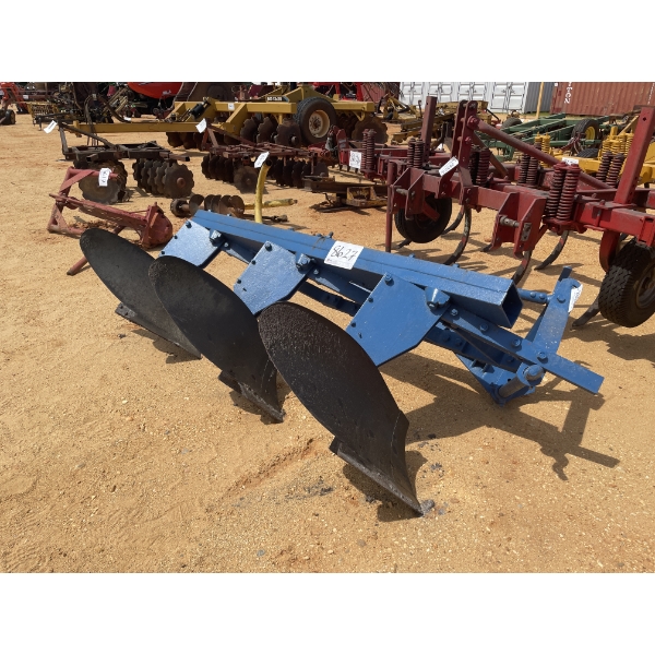 3 ROW BOTTOM PLOW