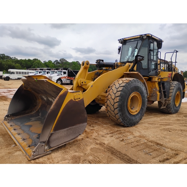 2019 CAT 966M Wheel Loader