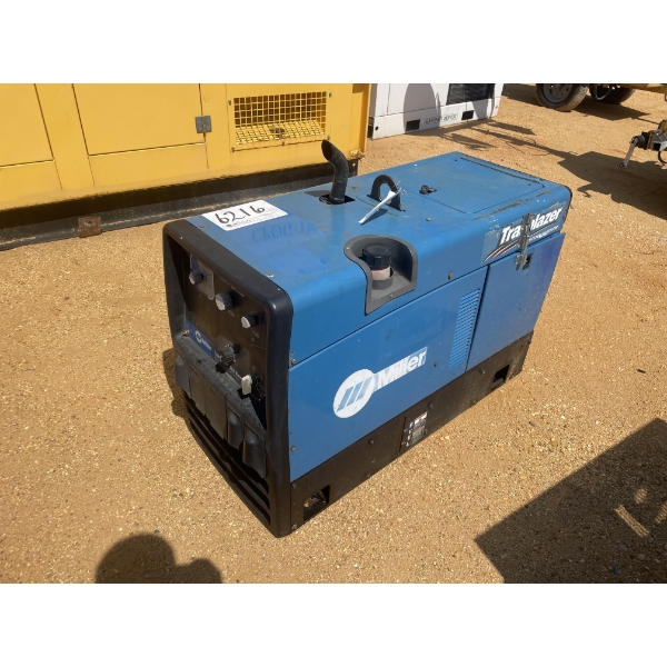 MILLER TRAILBLAZER 325 WELDER