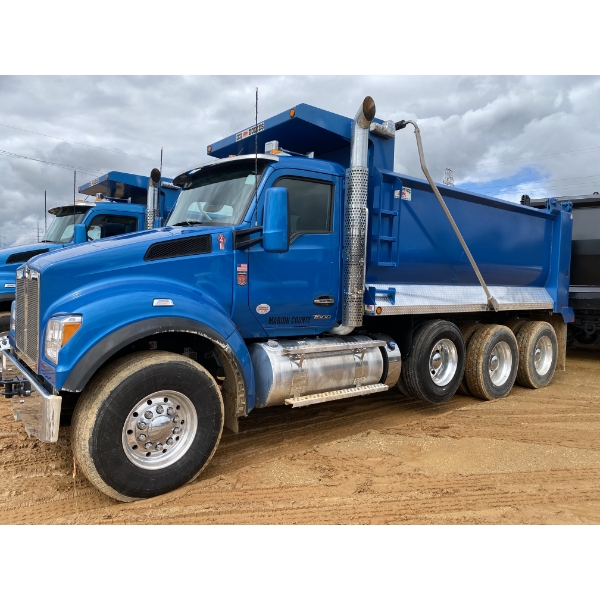 2025 KENWORTH T880S Dump Truck