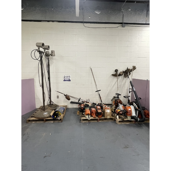 FLOOD LIGHTS & LANDSCAPE EQUIPMENT