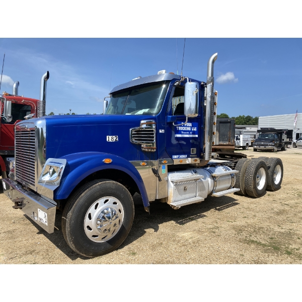 2014 FREIGHTLINER CORONADO 132 Day Cab Truck