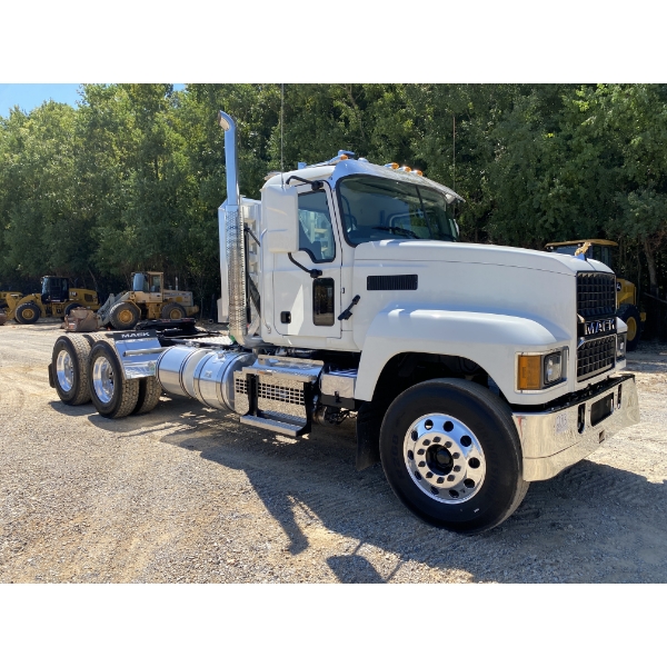 2025 MACK PI64T Day Cab Truck - J.M. Wood Auction Company, Inc.
