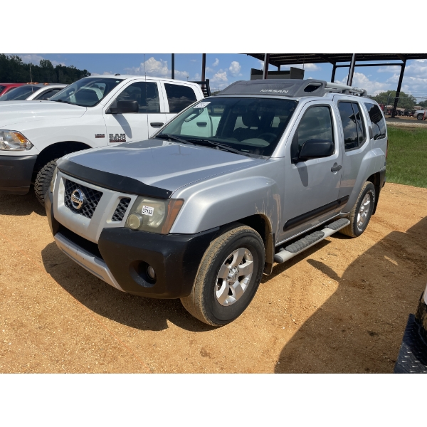 2010 NISSAN XTERRA SUV