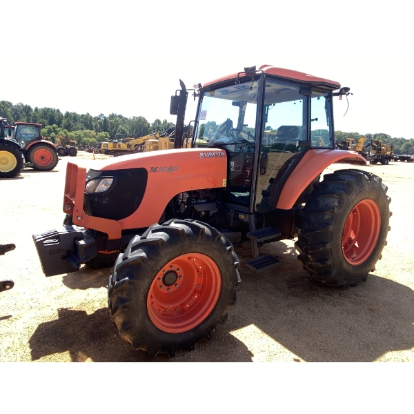 2012 KUBOTA M108S Farm Tractor