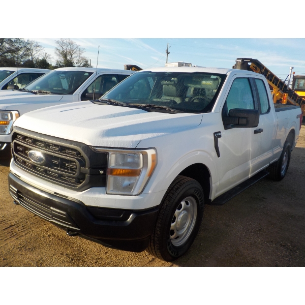 2021 FORD F150 XL Pickup Truck