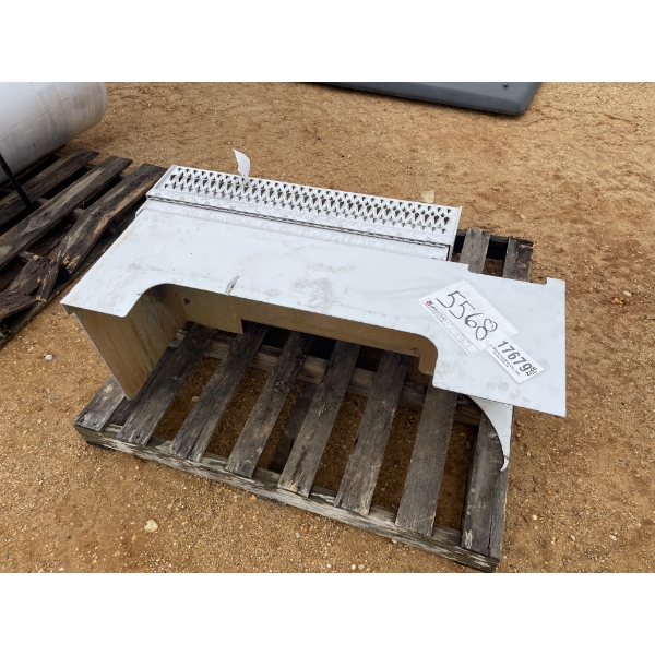 ALU FUEL TANK FOR PETERBILT