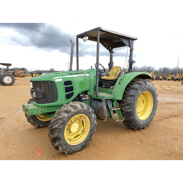 2011 JOHN DEERE 6330 Farm Tractor
