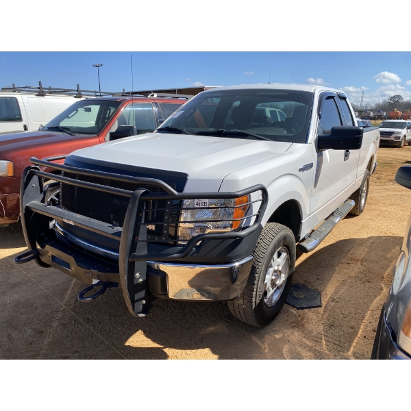 2013 FORD F150 XL Pickup Truck