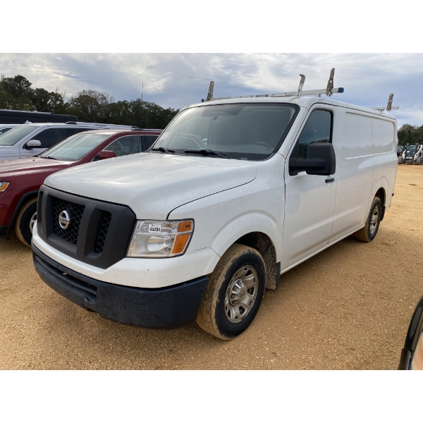 2013 NISSAN NV 2500 Cargo Van