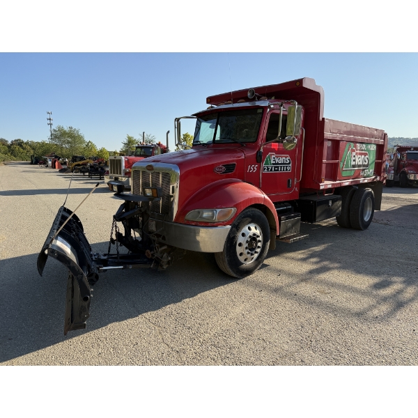 2005 PETERBILT 335 Dump Truck