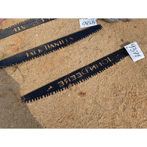 CROSS CUT SAW BLADE, JOHN DEERE CUTOUT