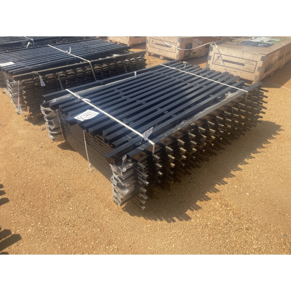 Decorative fence, 14 ea 7'W x 5'H, 14 ea posts