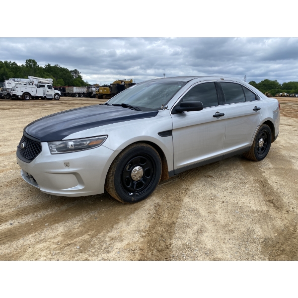 2017 FORD TAURUS Automobile