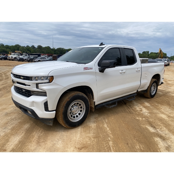 2019 CHEVROLET SILVERADO Pickup Truck