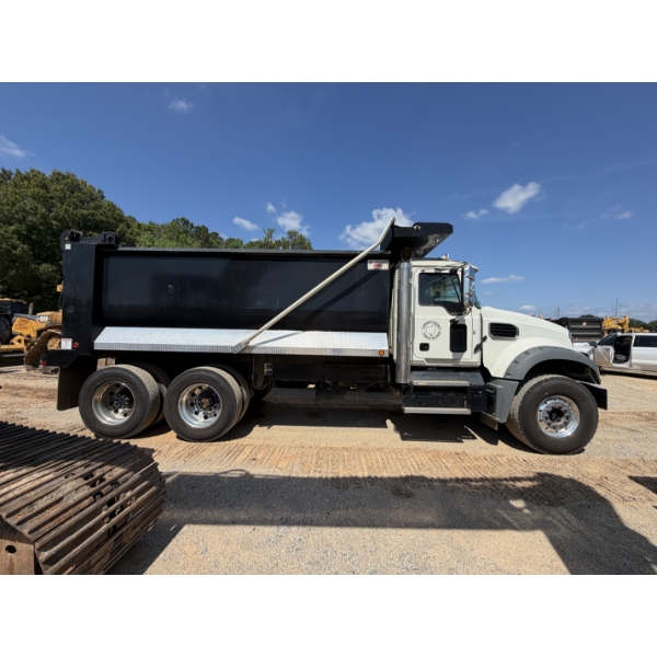 2026 MACK GR64F Dump Truck