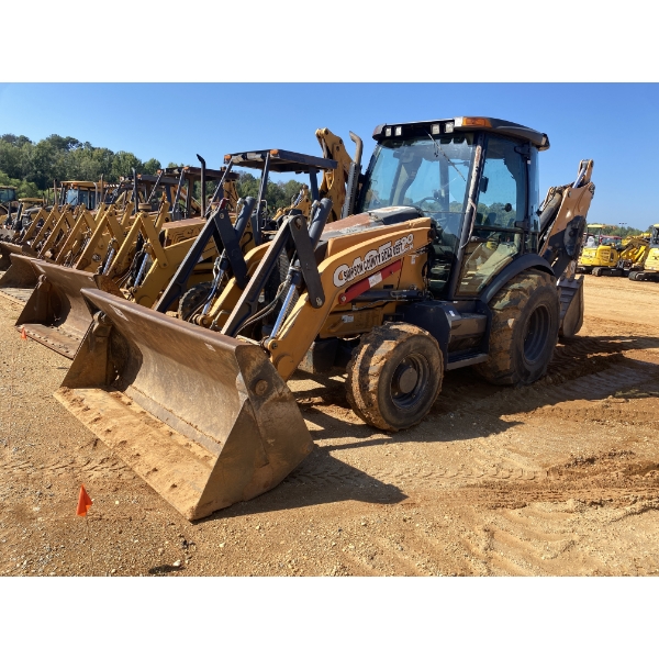 2017 CASE 590 SN Backhoe