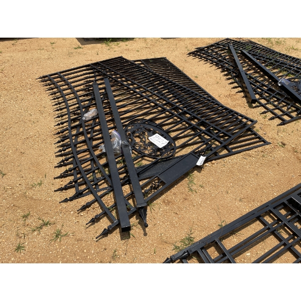 BI-PARTING IRON GATE 16 FT