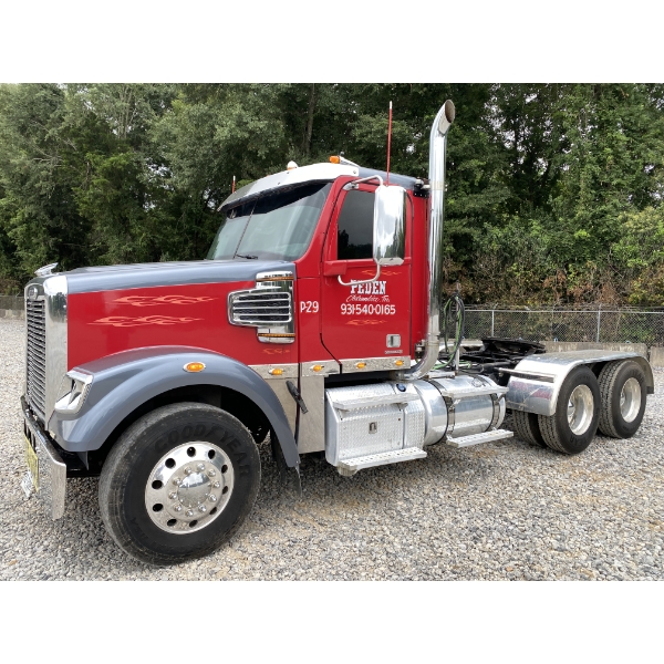 2013 FREIGHTLINER CORONADO SD Day Cab Truck