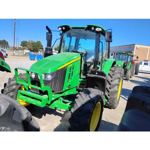 2020 JOHN DEERE 6110M Farm Tractor