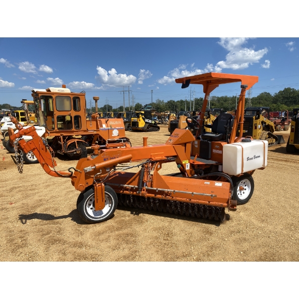 2021 BROCE BB250B Broom