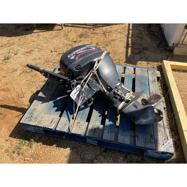 EVINRUDE 15 HP OUTBOARD MOTOR