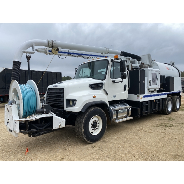 2013 FREIGHTLINER 114SD Vacuum Truck
